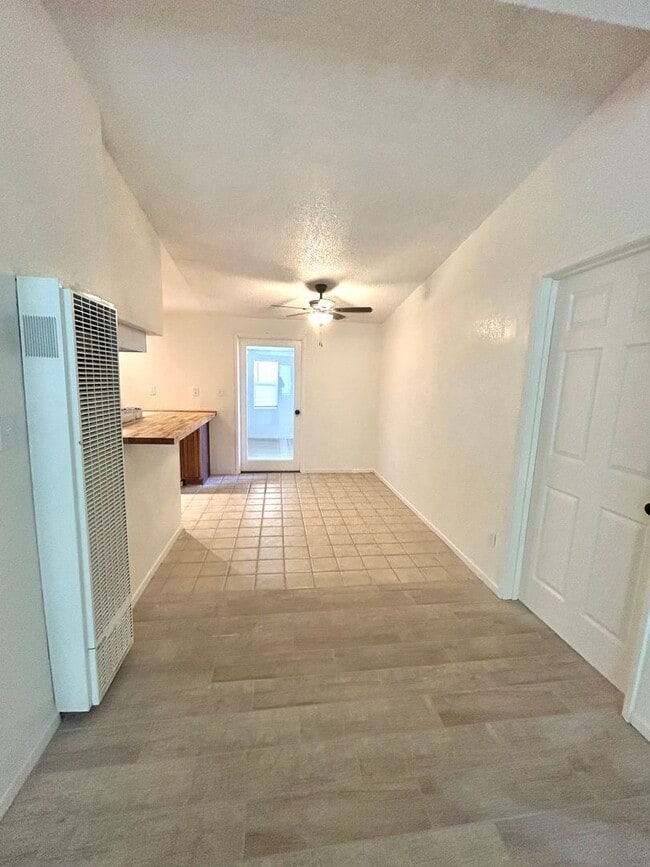 Photo - Conveniently located 3 Bedroom 1 bathroom home
