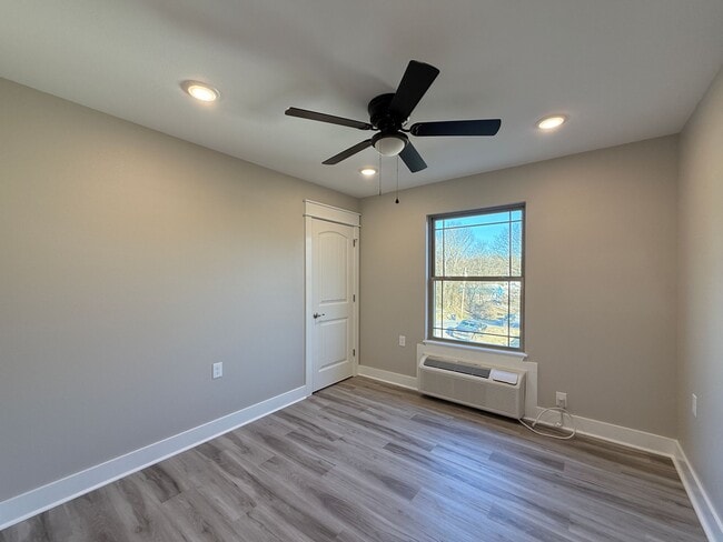 Photo - Newly Constructed 2/2 Townhouse in Batesville! Unit 3