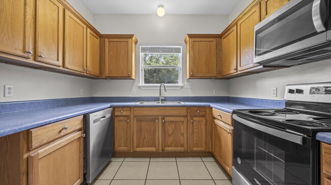 Photo - 601 S Cedar St