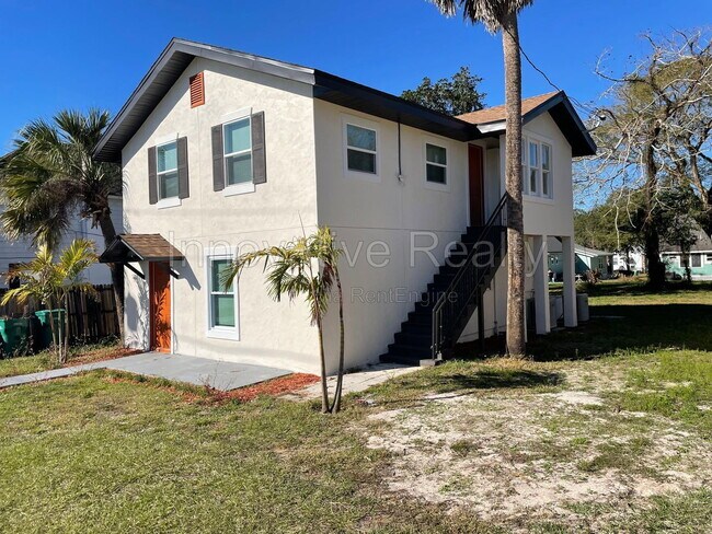 111 E Key Ave