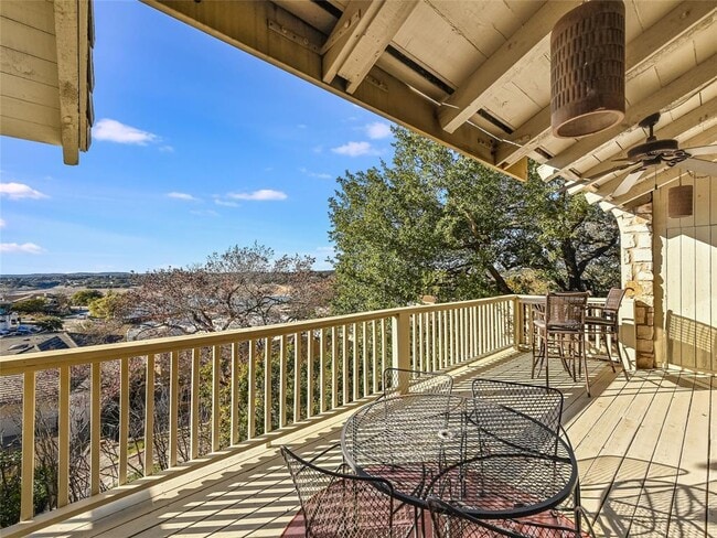 Photo - 519 Rock Bluff Dr