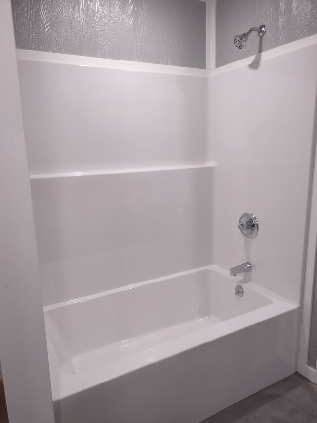 Photo - 546 J Strange Ave