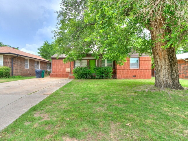 Building Photo - 3145 NW 47th St Rental