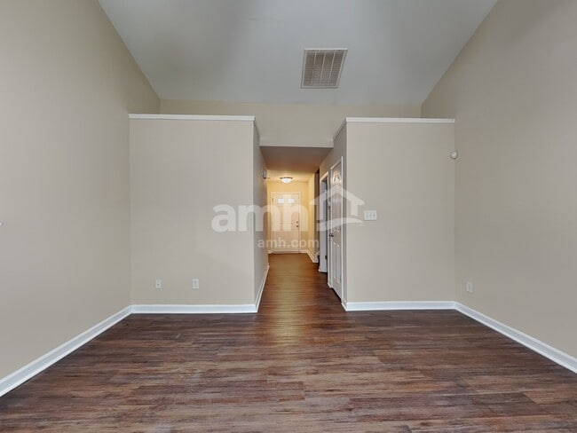 Photo - 714 W Parris Ave