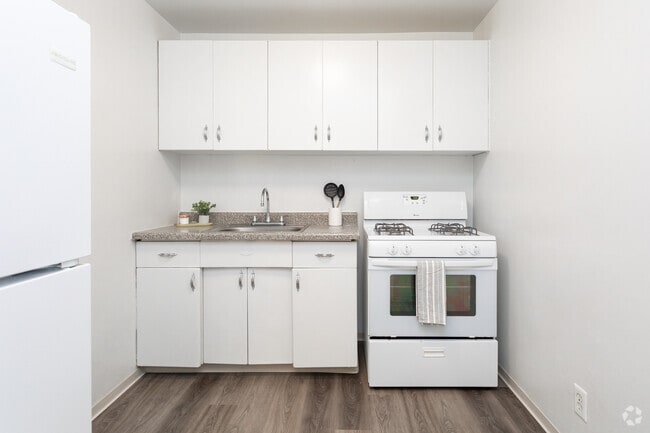 Photo - Lake Meadows Apartments