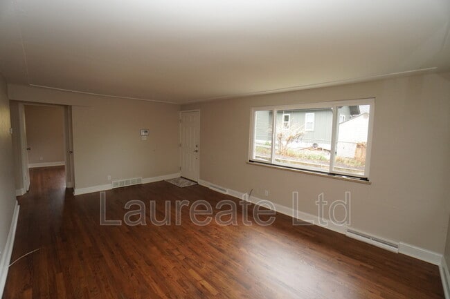 Photo - 2268 W Maplewood Ave