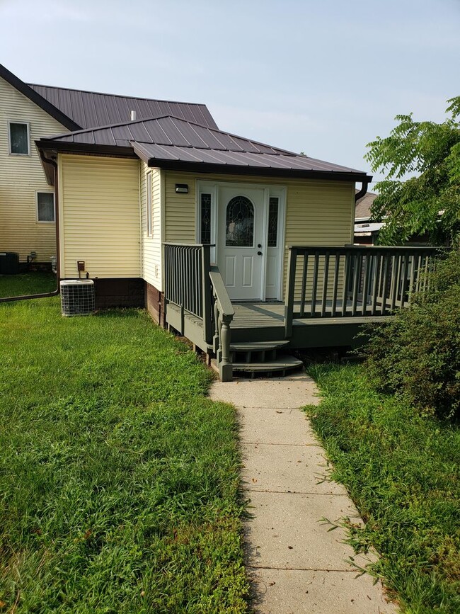 3 Bed 1 Bath in Tomah, WI - 3 Bed 1 Bath in Tomah, WI House