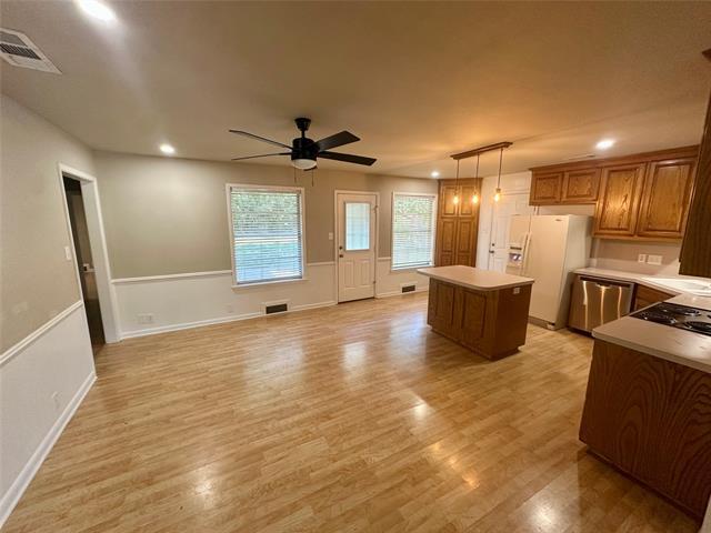 Photo - 1011 Aileen St