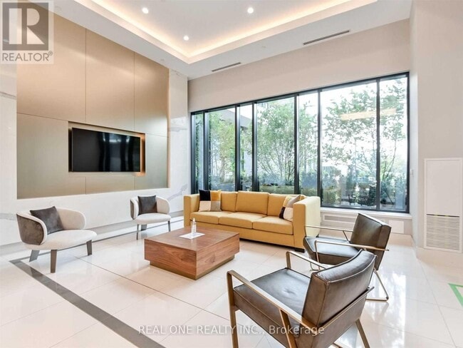 Photo - 65 Watergarden Dr