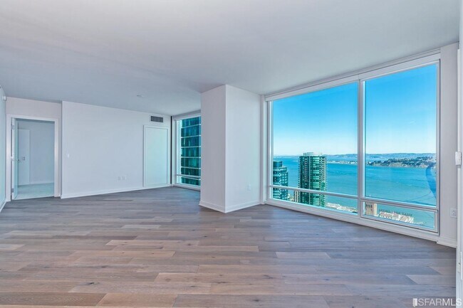 Photo - 401 Harrison St