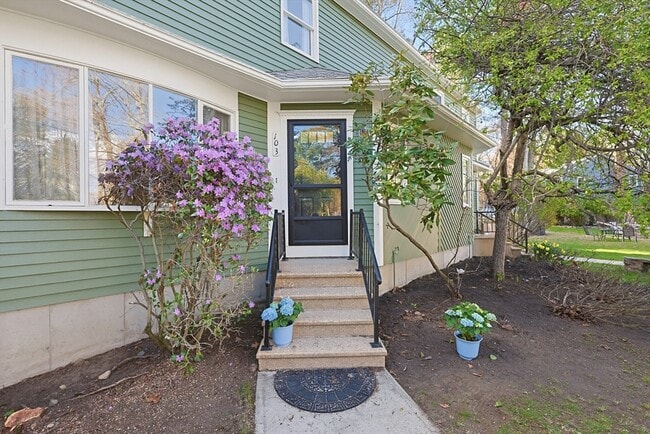 Photo - 103 Metropolitan Ave