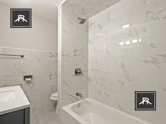 Photo - 4 bedroom in Brookline MA 02446 Unidad 1