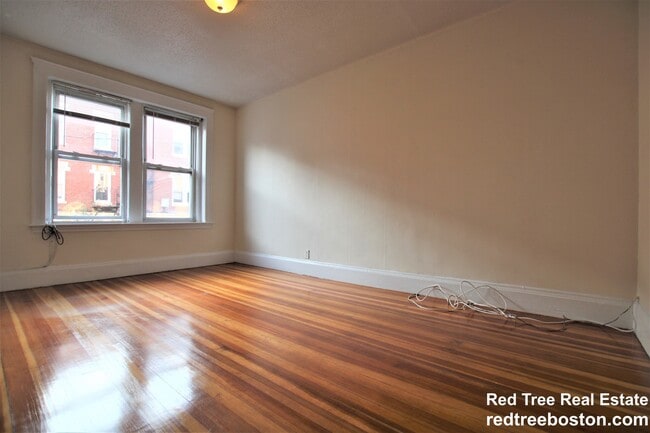 Photo - 6 Barrows St Unit 4