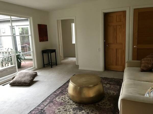 Photo - 1470 School House Rd