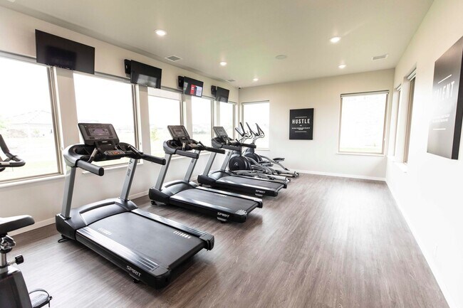 Brand New Apartments & Clubhouse! - Brand New Apartments & Clubhouse! Unit 112