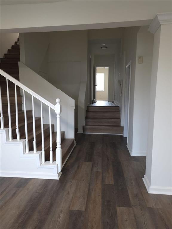 Photo - 210 Ormond St SW