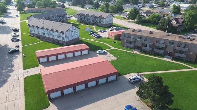 Building Photo - Allura Gardens Apartments