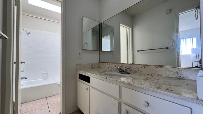 Photo - 1726 Midvale Ave