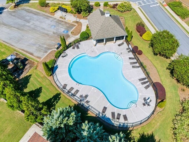 4269 Woods Creek Ln