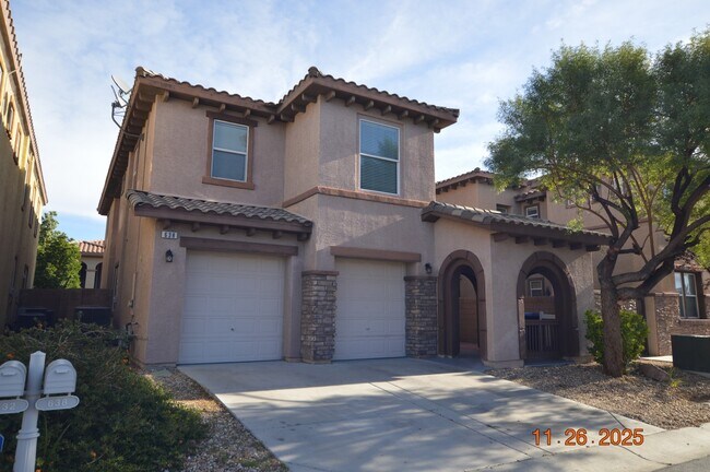 Photo - 638 Harvester Course Dr