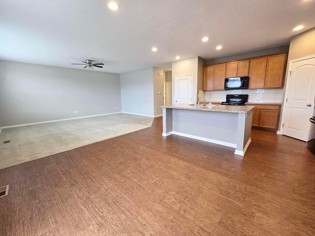 Photo - 2132 Canter St