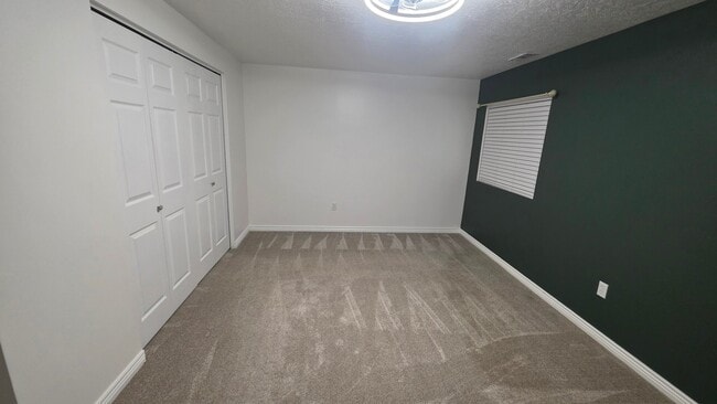 Photo - 1313 W 8380 S