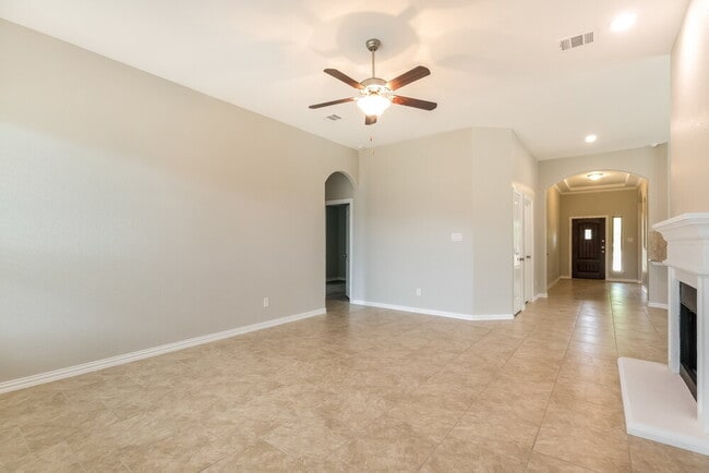 Photo - 1104 Wolcott Dr