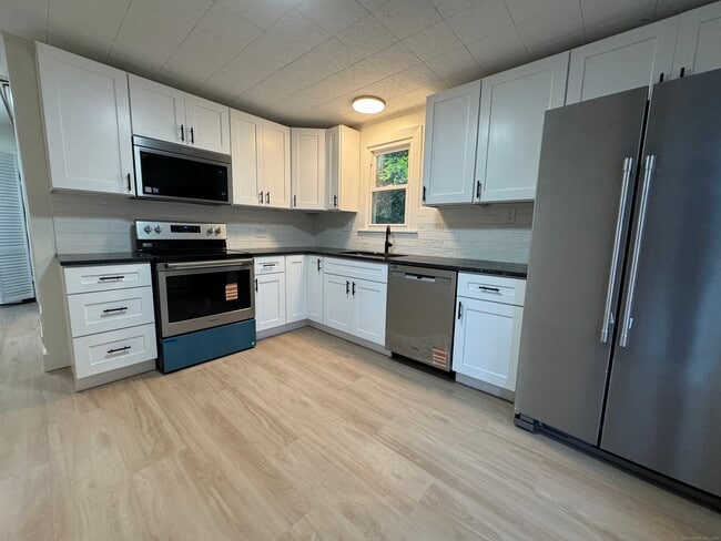 Photo - 56 Covington St