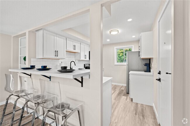 Building Photo - 21044 Southbend Cir Unit 1 Rental