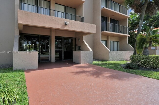 Photo - 16751 NE 9th Ave Unit 512