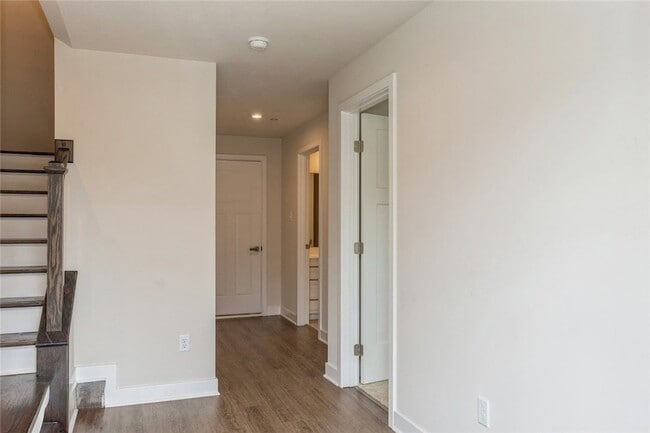 Photo - 4602 Spruce Rd