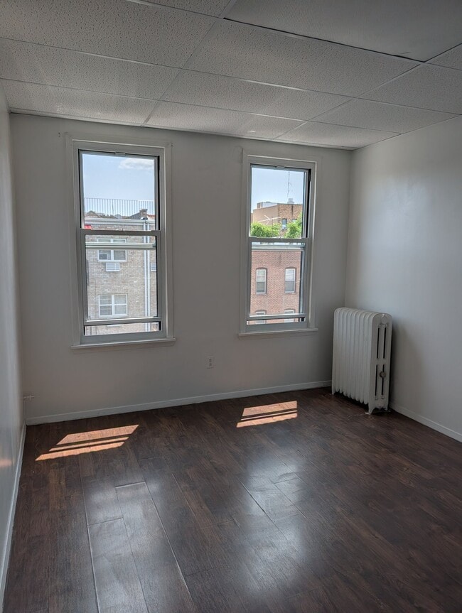 Photo - 28-19 Steinway St Unit 3 floor