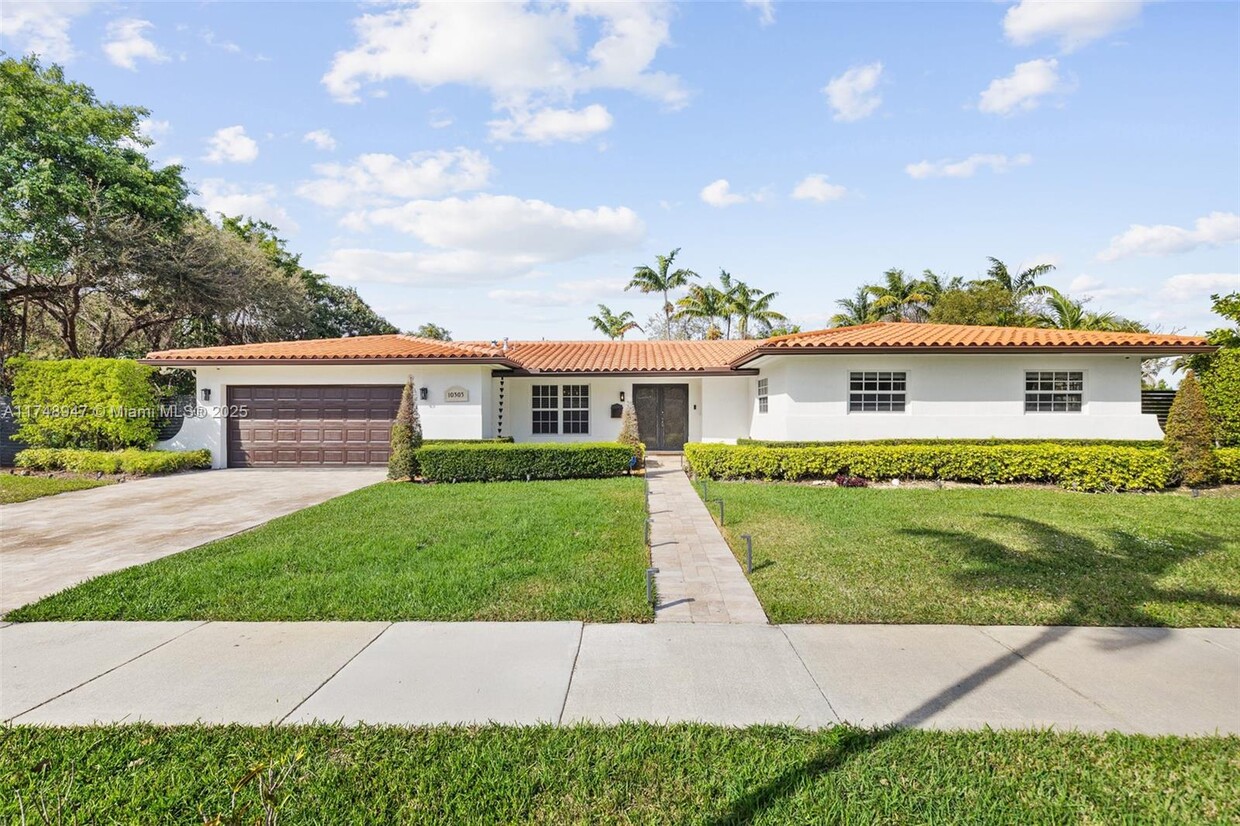 Photo - 10303 SW 120th St (Miami, FL)
