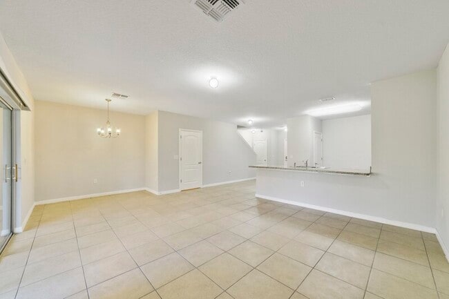 257 Arbor Lakes Dr