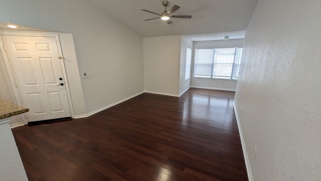 Photo - 5168 Conroy Rd