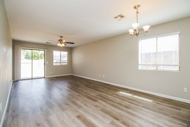 Photo - 1246 E Desert Moon Trail