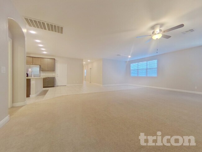 Photo - 11393 S 175th Dr House