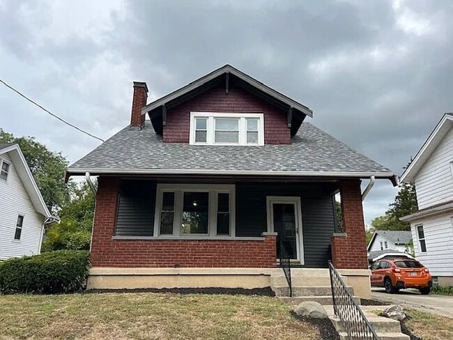 2 Bedroom 1.5 Bath for rent in College Hill! - 2 Bedroom 1.5 Bath for rent in College Hill! Casa
