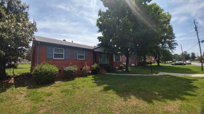 Photo - --  AVAILABLE IMMEDIATELY  -- 3 BR / 1 BA West End Home, Fenced in Backyard. Available Immediately!