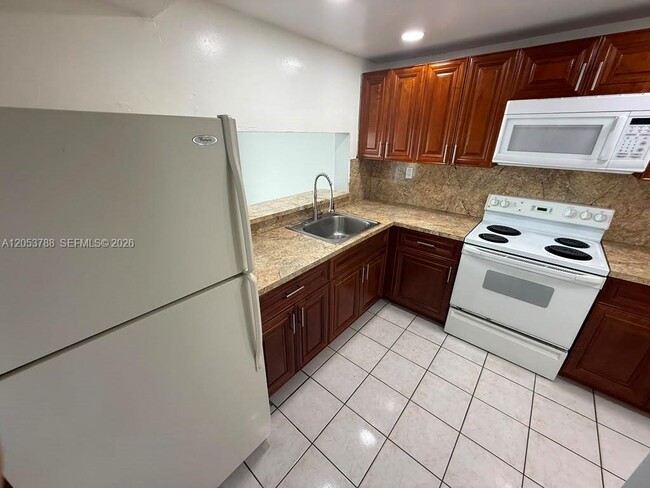 Photo - 11780 SW 18th St Unit 521-2