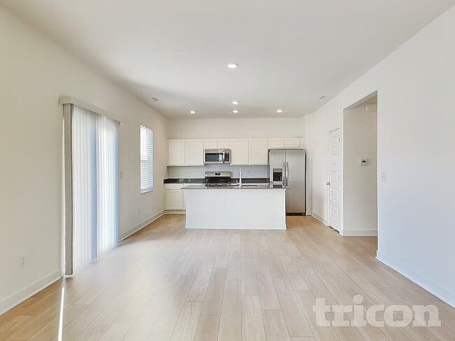 Photo - 11831 Moorfield Ln