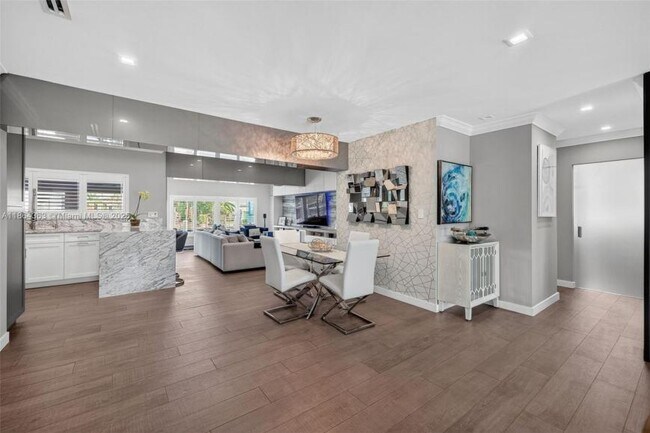 Photo - 3 bedroom in Ft Lauderdale FL 33315