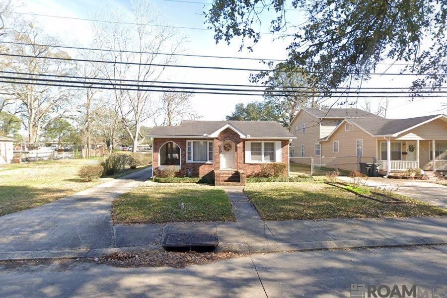 Photo - 2411 Valley St