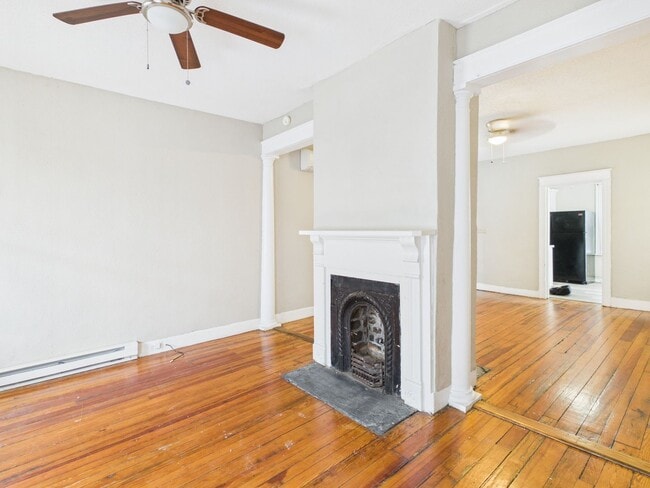 Photo - 207 Wellford St