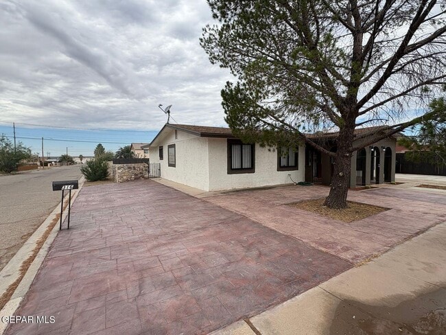 Photo - 316 S 6th St