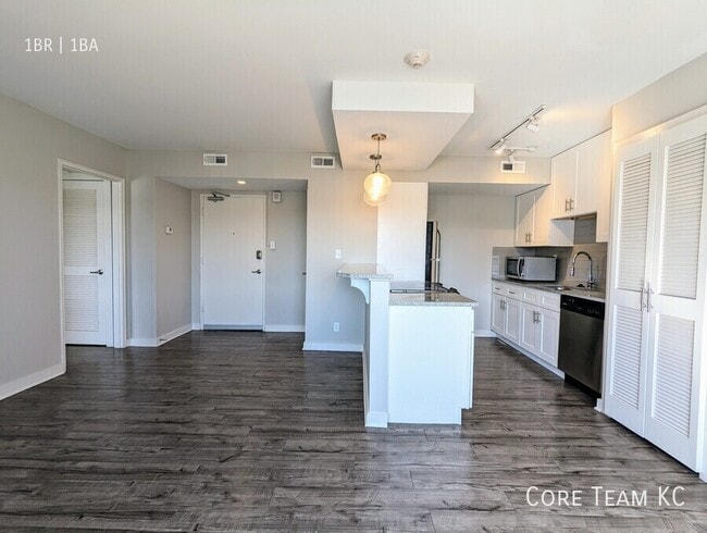 Photo - 209 Emanuel Cleaver II Blvd. Unit 203