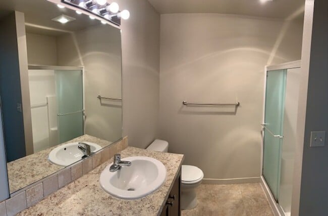 Photo - 1601 Unit 618