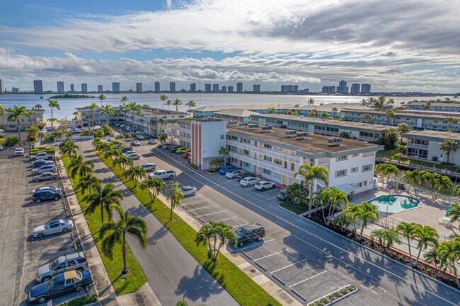 Photo - 112 Doolen Ct Unit 302