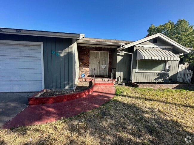 Building Photo - Well Located Home Near The University of T...