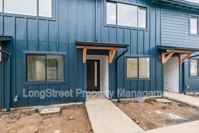 Photo - 818 S 19th St